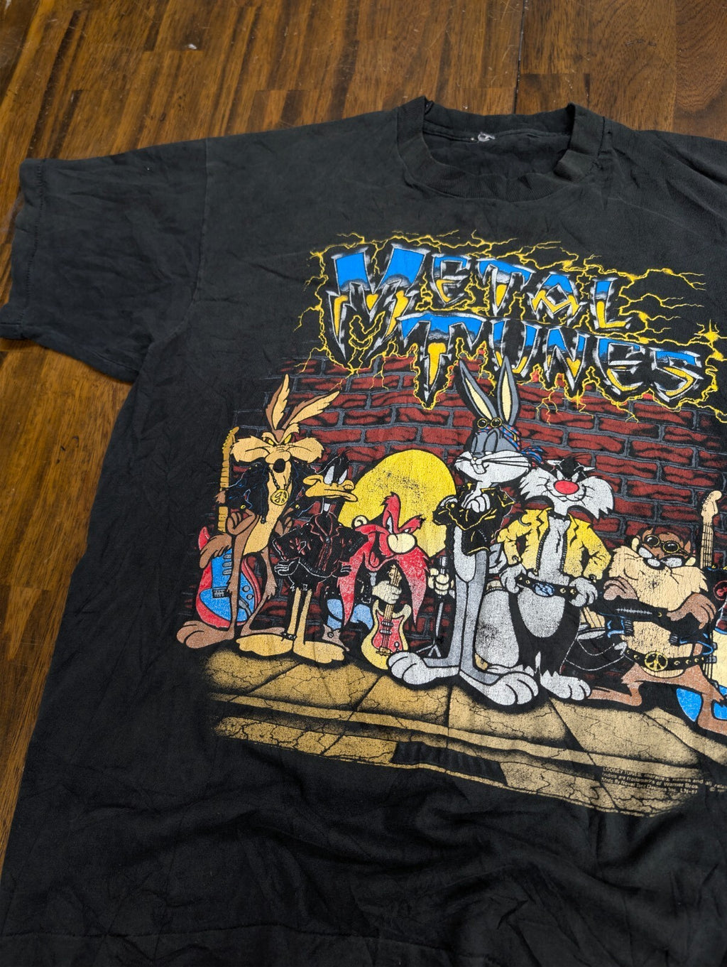Metal Tunes Vintage 1993 Looney Tunes T Shirt  90s Size XL