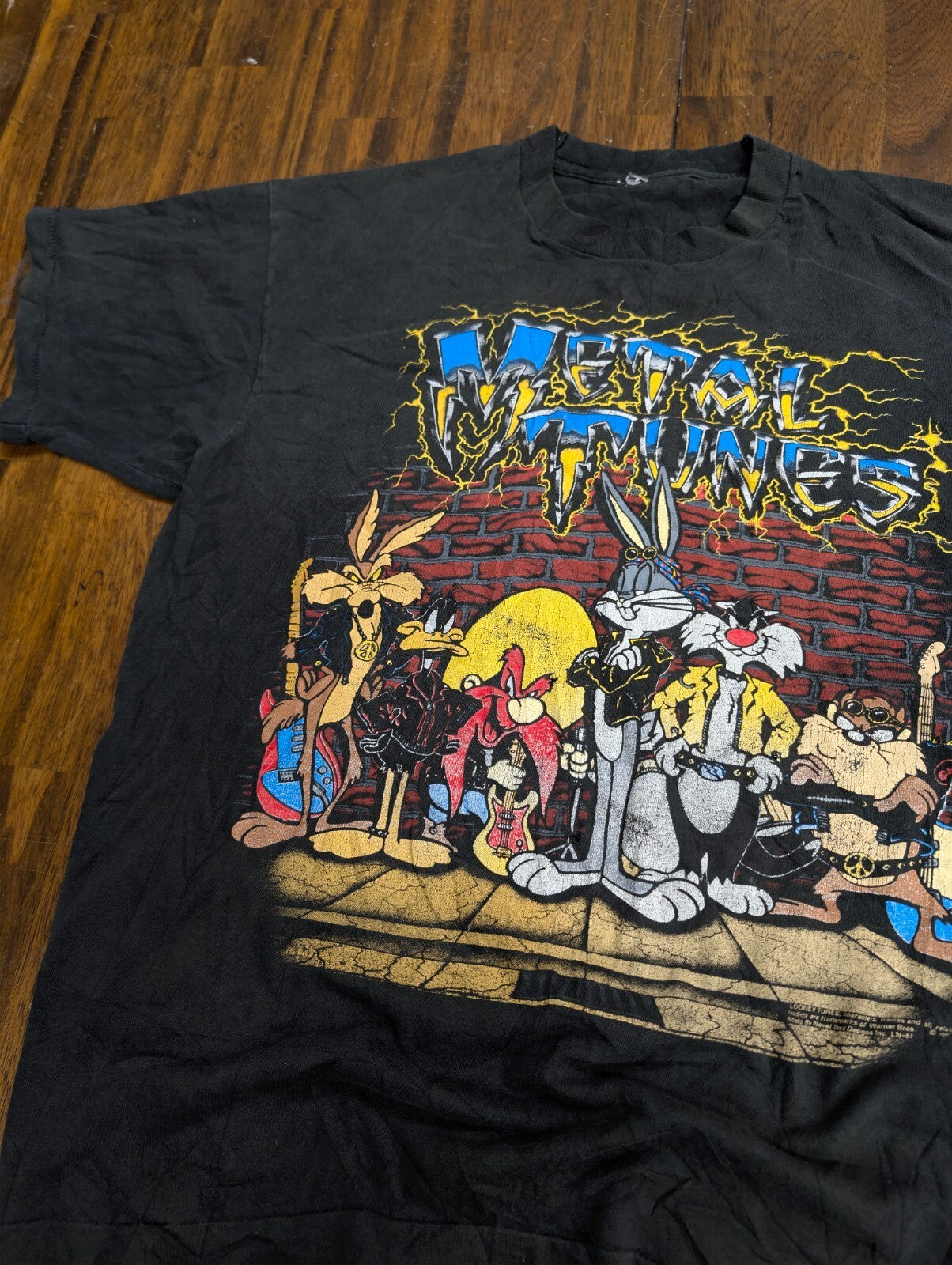 Metal Tunes Vintage 1993 Looney Tunes T Shirt  90s Size XL