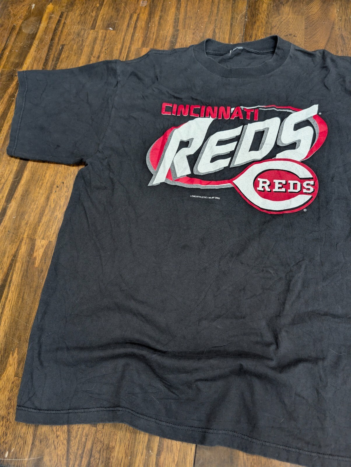 Cincinnati Reds Logo Athletic Shirt Vintage 2000 Black XL