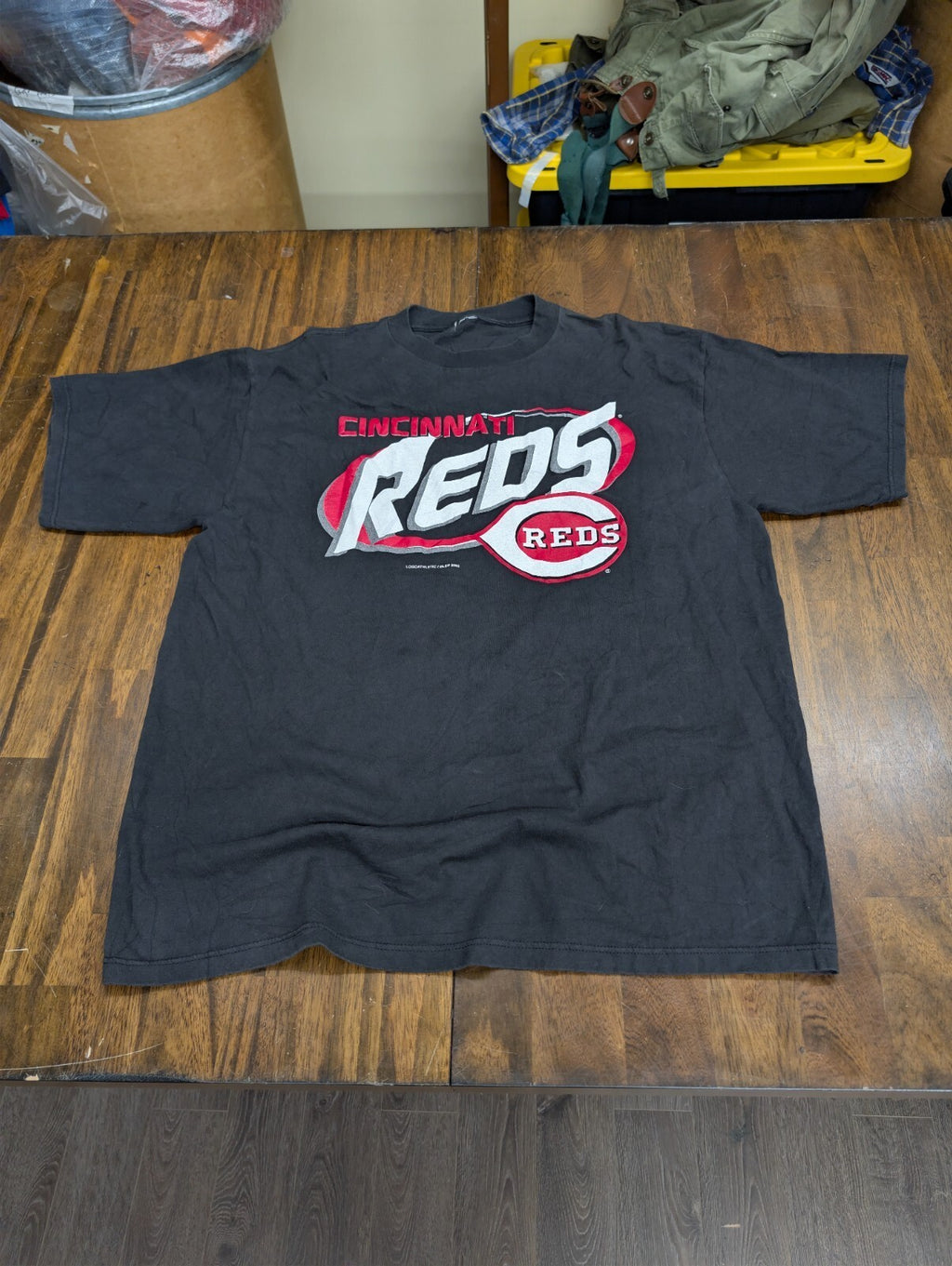 Cincinnati Reds Logo Athletic Shirt Vintage 2000 Black XL